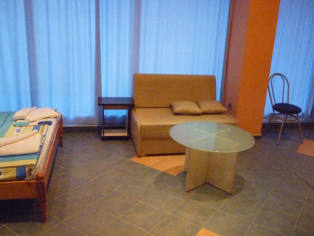 Dara Hotel Primorsko Exterior foto
